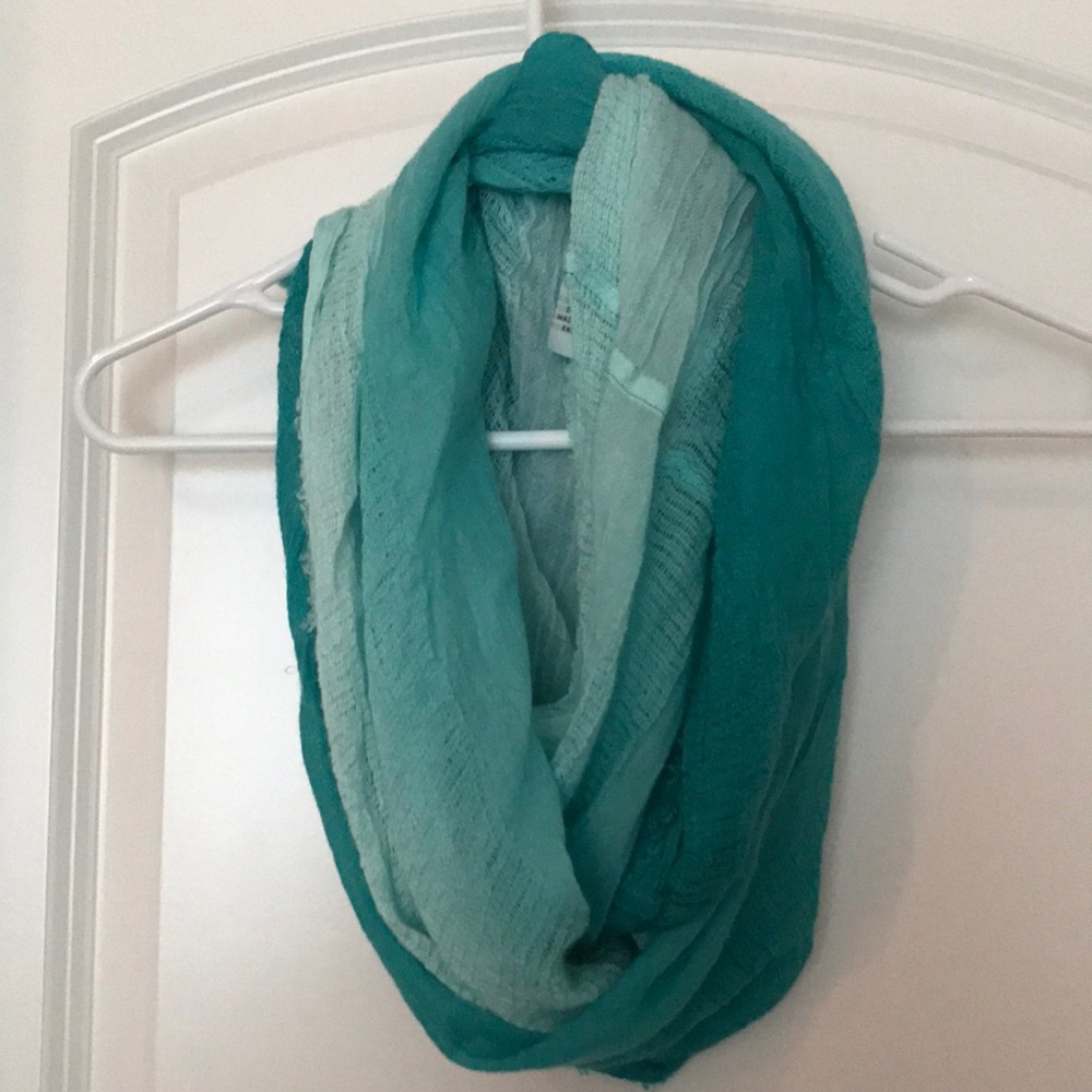 infinity scarf